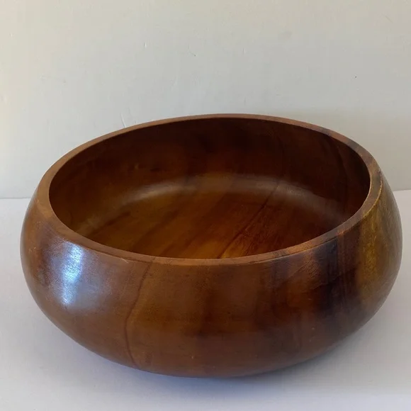 Handcrafted Large Wooden Bowl Monkey Pod Wood - Picture 3 of 7